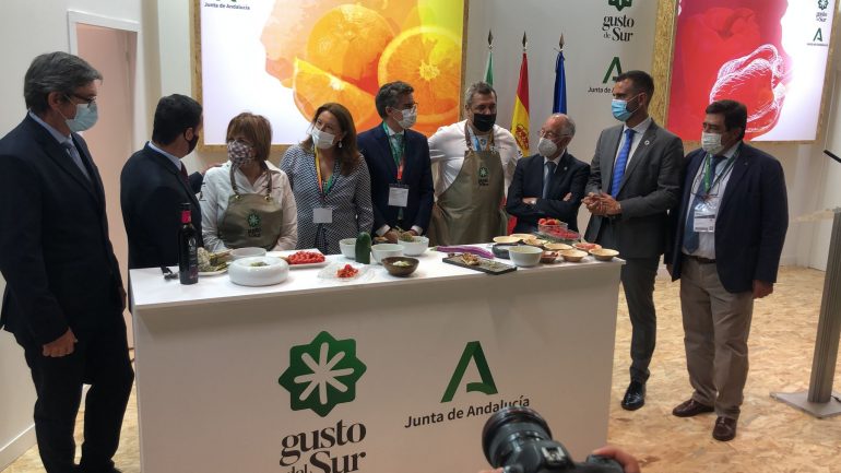 5-10-2021 Fruit Attraction Consejera, Alcalde, Presidente Diputación y Amat (2)