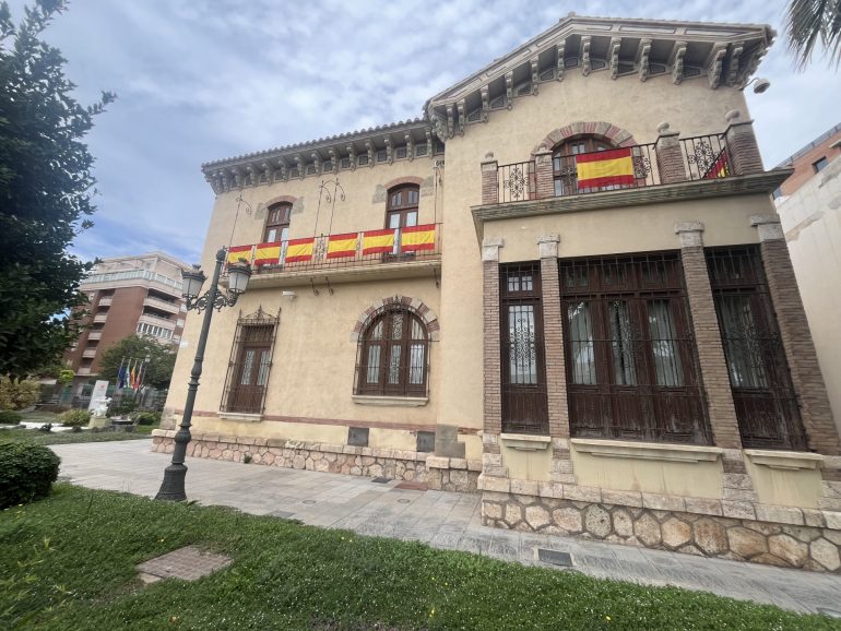 10-10-2024 ALCALDIA BANDERA DE ESPAÑA 2