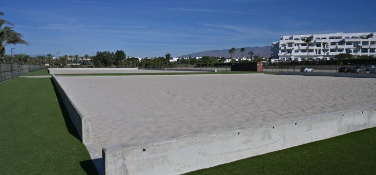Alcaldesa visita Arena Center (2)