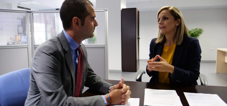 MARIBEL SÁNCHEZ REUNIÓN ALCALDE ALMERÍA 1