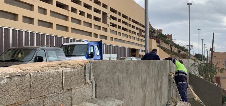 27-1-2022 Mejora entorno Mesón Gitano 1