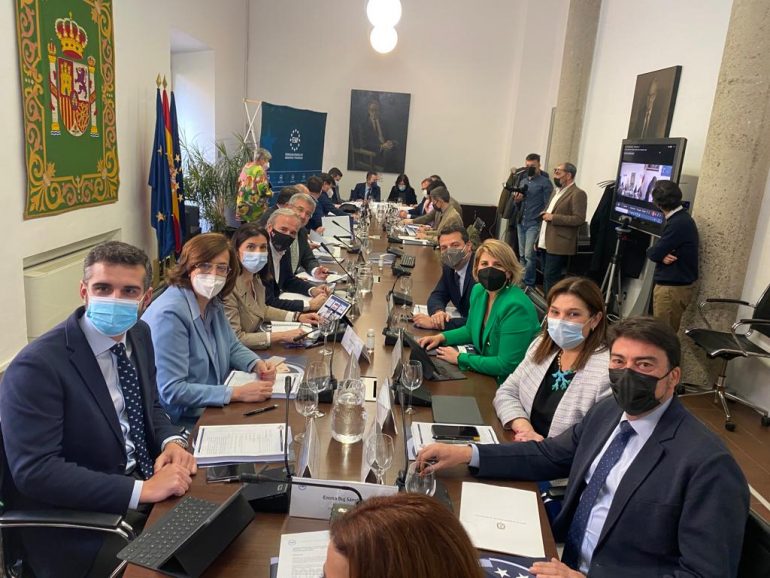 290322 REUNIÓN FEMP