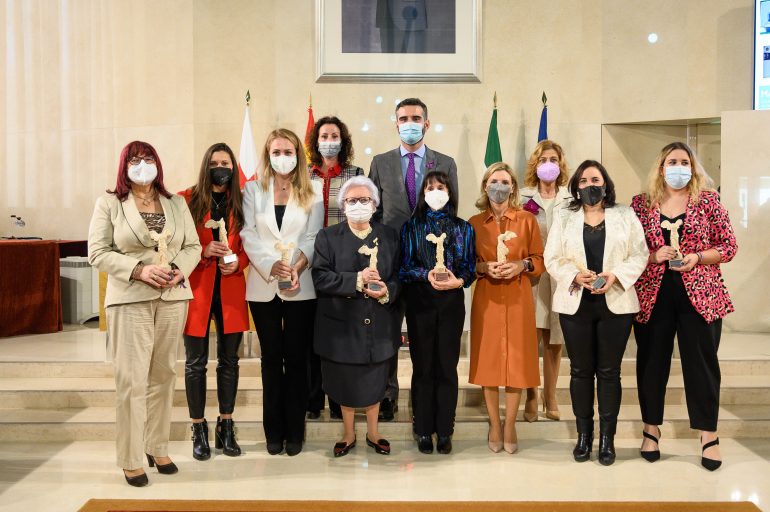 premios dia mujer00064