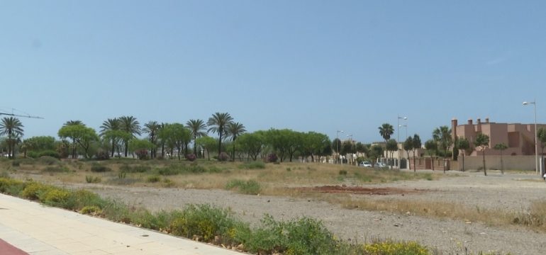 Parcela Toyo cesión Junta equipamiento escolar