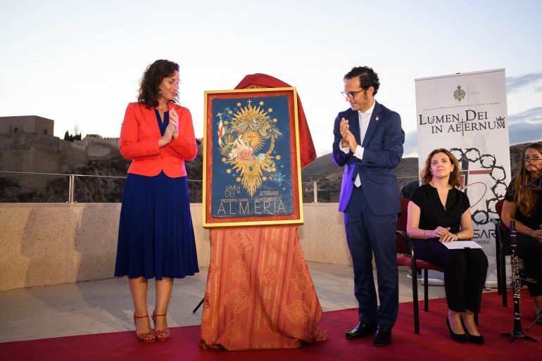 ayuntamiento-cartel-procesion-magna