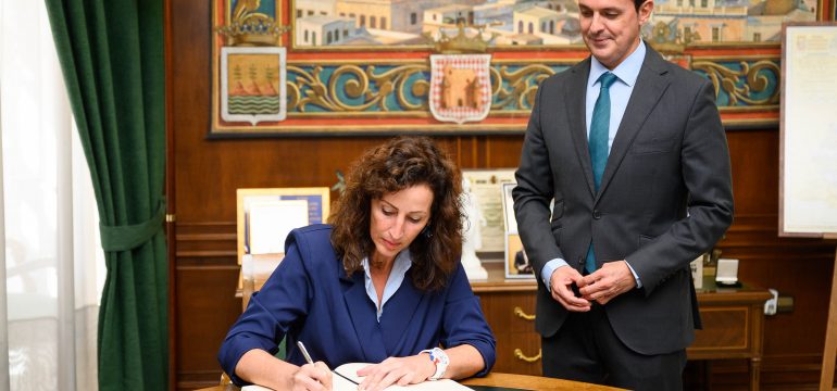 alcaldesa-almeria-visita-institucional-diputacion