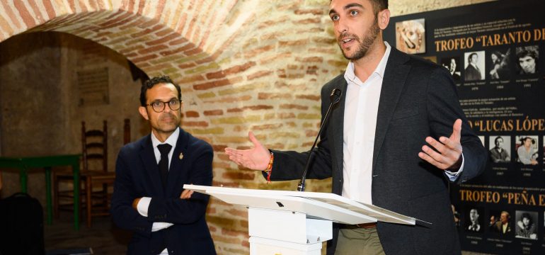 almeria-capital-nacional-cofradias-procesion-magna