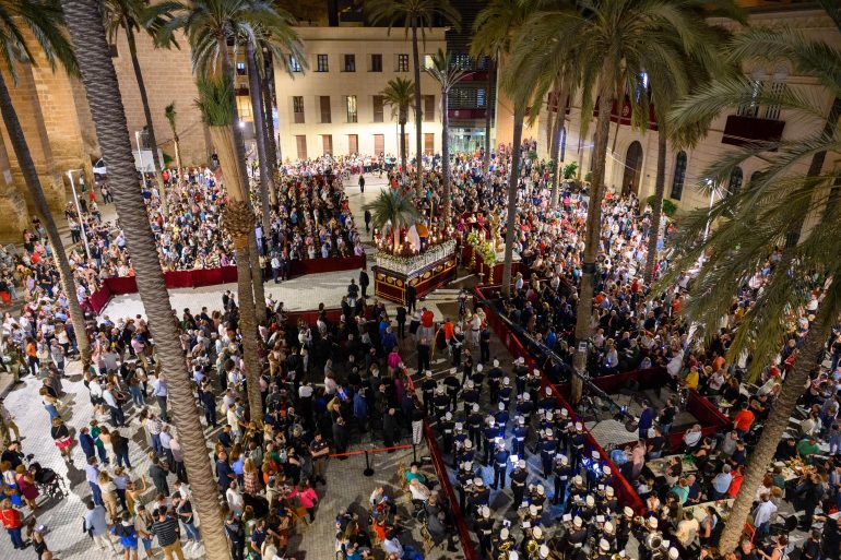 almeria-procesion-magna-religiosidad-popular