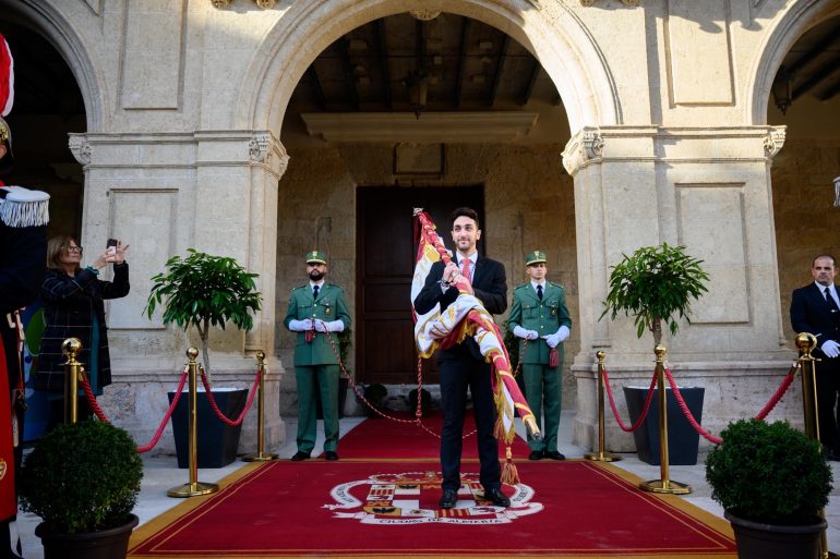 almeria-celebra-dia-pendon-reyes-catolicos