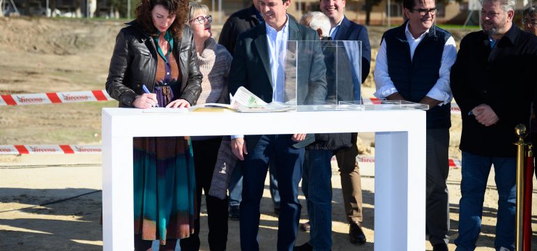 ayuntamiento-diputacion-embellecen-barrio-molinos