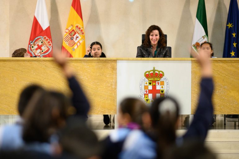 alcaldesa-alumnos-safa-ayuntamiento