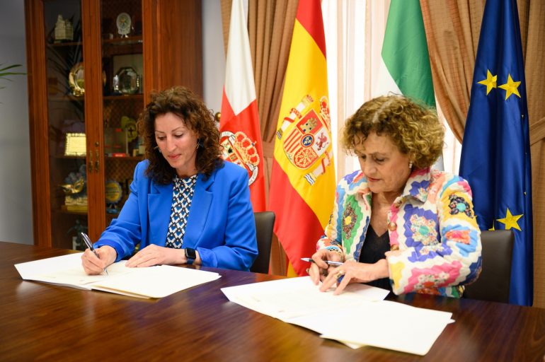 firma-convenios-mayores-hosteleria-almeria