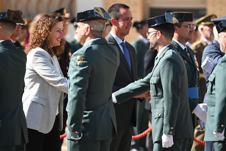 alcaldesa-almeria-plaza-guardia-civil