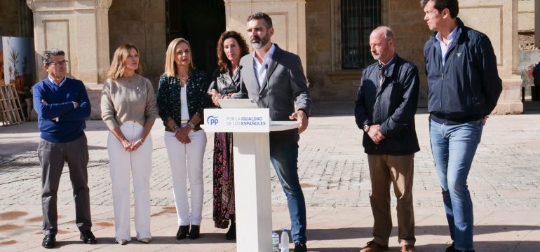 ayuntamiento-pp-concentracion-domingo