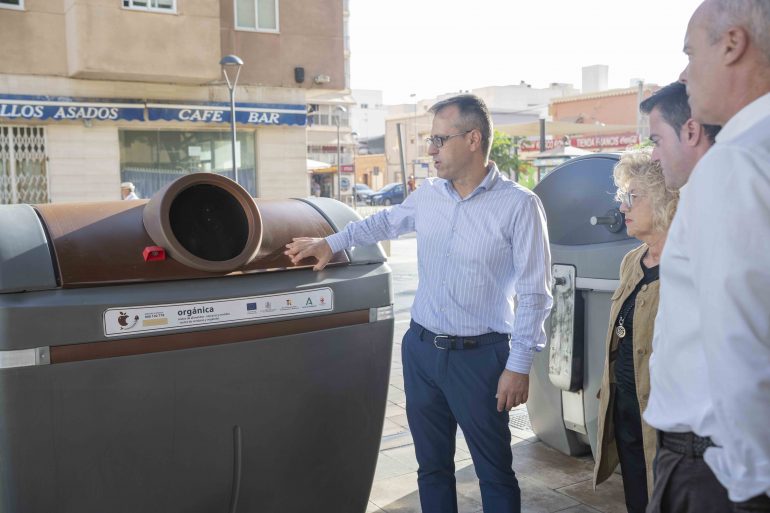 URDIALES-CONTENEDOR-MARRON