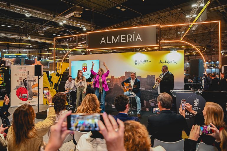 PRESENTACION-FITUR-AYTO
