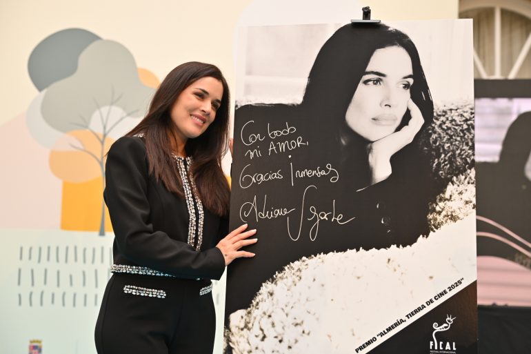 ADRIANA-UGARTE-PREMIO