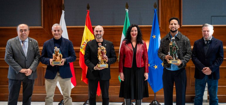 ENTREGA-CORONAS-REYES