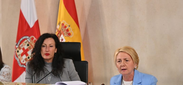 Eloísa Cabrera y alcaldesa