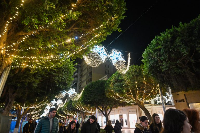 ARCHIVO ILUMINACIÓN NAVIDEÑA PASEO (2)